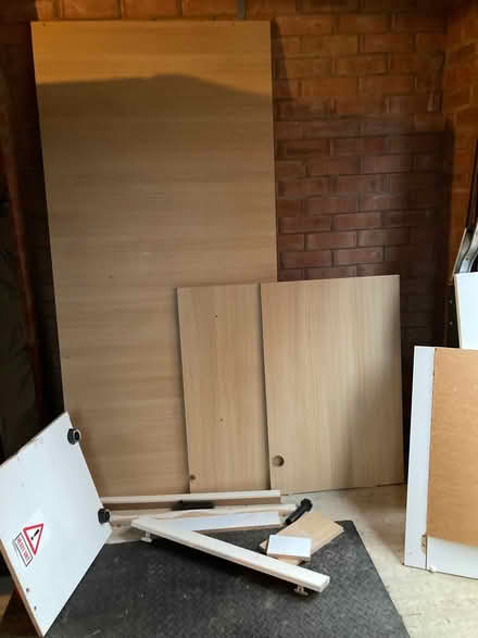 Photo of free Kitchen units (Wymondham NR18) #1