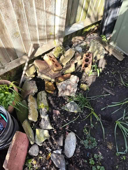 Photo of free hardcore rubble (Crystal Palace/Thornton Heath) #1