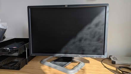 Photo of free hp lp2475w 24" monitor (homerton) #2