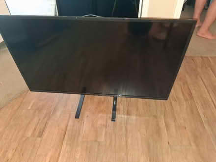 Photo of free 2 tvs flat-screen work great (Temecula, Rancho cal rd & 15) #1