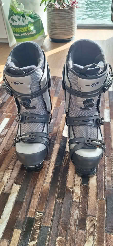 Photo of free Mens Apex ski boots size mp30 / uk size 11 (Brighton Marina Village BN2) #3