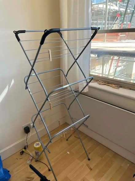 Photo of free Drying rack and pins (SE1) #1