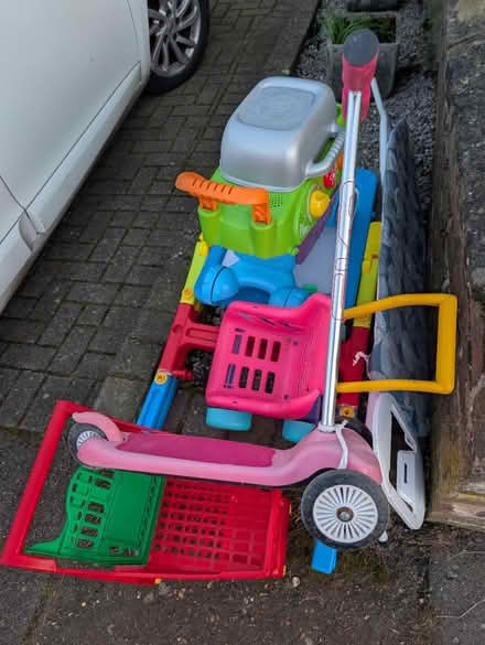 Photo of free Kids scooter, other outdoor toys (Loughton IG10) #1