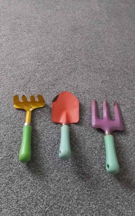 Photo of free Children's garden tools (Bursledon) #2