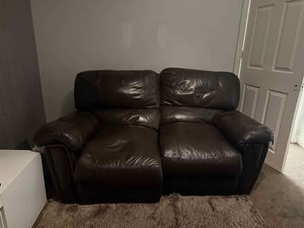 Photo of free Electric couch set (Tividale Oldbury b69) #2
