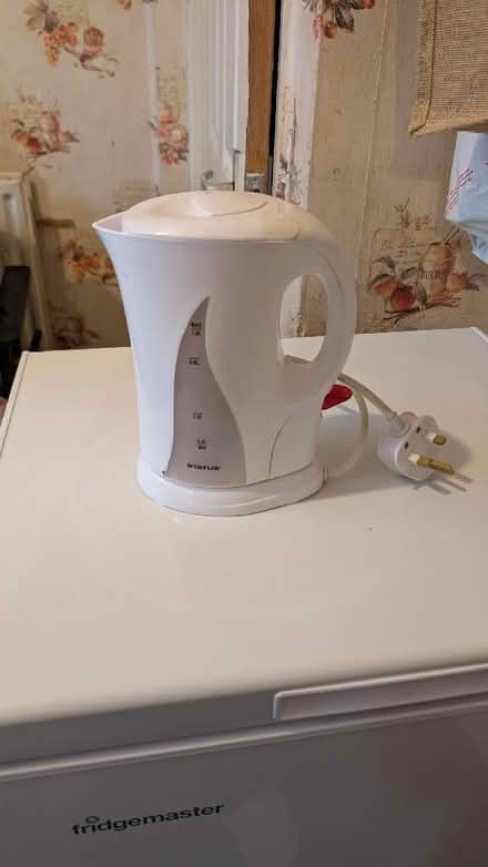Photo of free Small 1ltr Kettle (BD22) #1