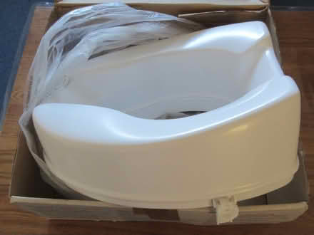 Photo of free 4inch raised toilet seat (Kingsway) #3