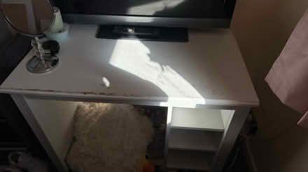 Photo of free Desk (Lewsey farm luton LU4) #3