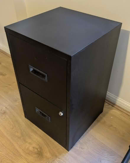 Photo of free Filing cabinet, metal (Wapping E1W) #3