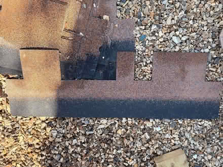 Photo of free Asphalt/Bitumen roof shingles (Kingston Bagpuize OX13) #1