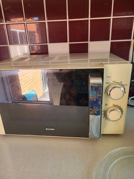 Photo of free Old microwave (Woodley RG6) #1