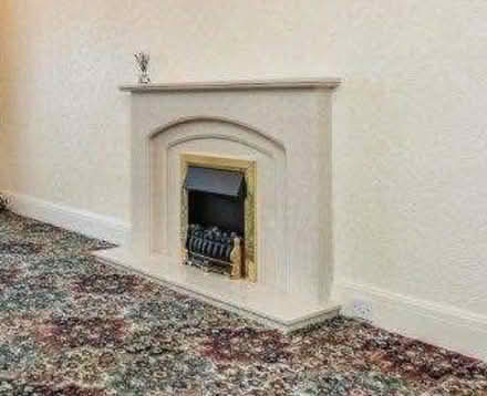 Photo of free Fire Surround And Electric Fire (S61) #1