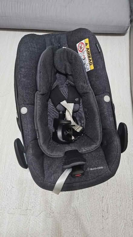 Photo of free Baby car seat (Stepney Green) #1