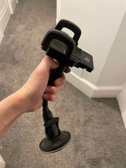 Photo of free Car phone holder (Nw8) #1