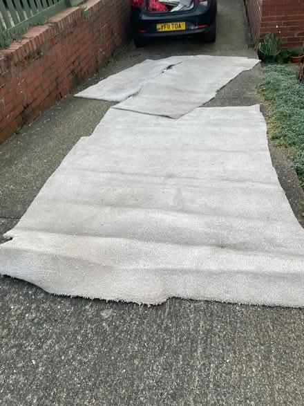 Photo of free Grey carpet (Meanwood LS6) #3