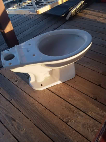 Photo of free Good working toilet (Edgewood/Alb eastside) #4