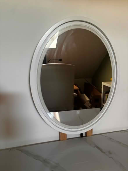 Photo of free Dressing table with seat (Swindon SN25) #2