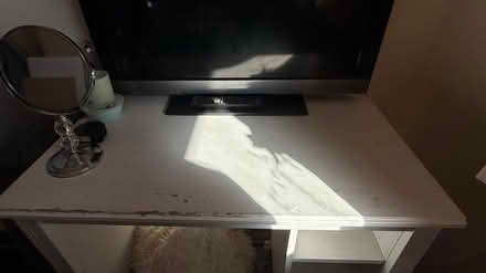 Photo of free Desk (Lewsey farm luton LU4) #1