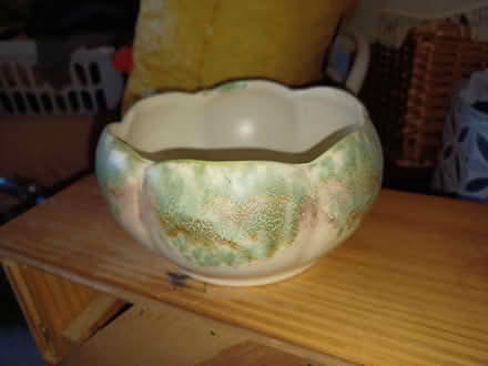 Photo of free Various vases and plant pots (Sidley TN40) #4