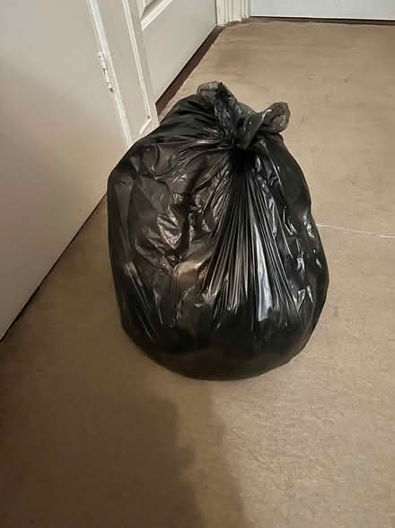 Photo of free Black bag mens xl T-shirts (Upper Luton ME5) #1