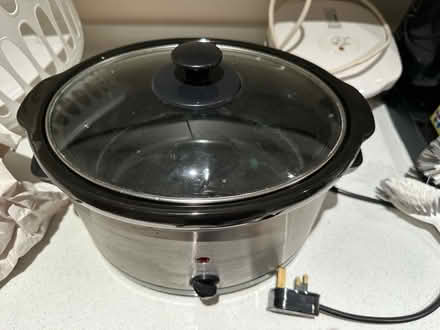 Photo of free Slow cooker used but working (Ingatestone CM4) #1