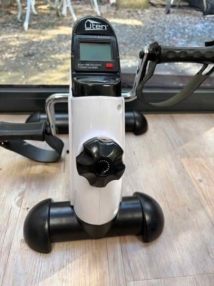 Photo of free Uten mini exercise bike (KT2 Norbiton) #2