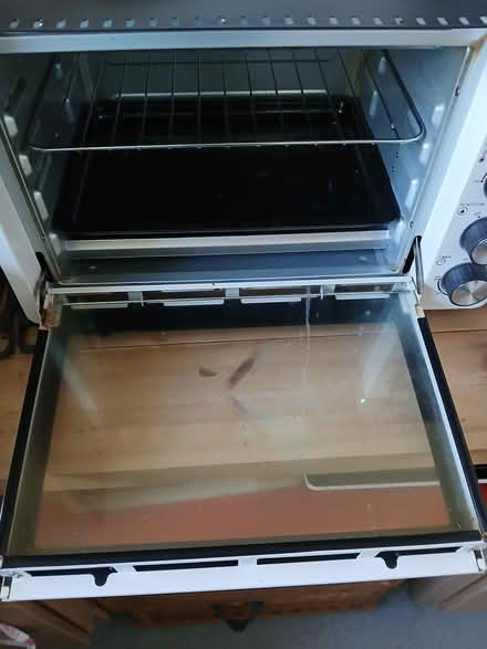 Photo of free Table Top Mini Oven (Writhlington BA3 3PE) #2