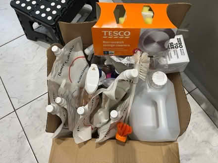 Photo of free All my cleaning supplies (SE1) #1