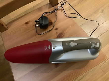 Photo of free Small Old Hand Held Vacuum Cleaner (Waldridge Park DH2) #1