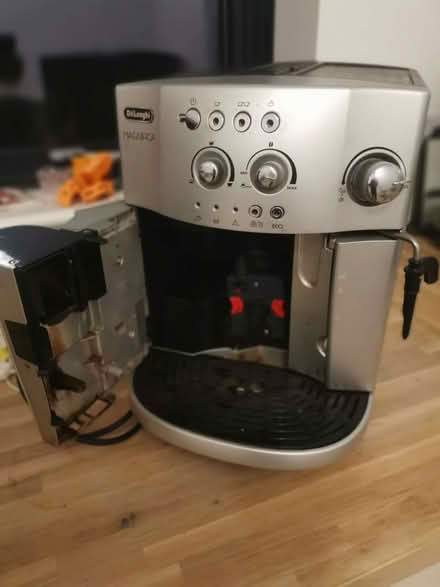 Photo of free Broken Delonghi Magnifica for spares/repairs (Lower Weston) #3