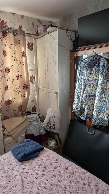 Photo of free Wardrobe (BD22) #1