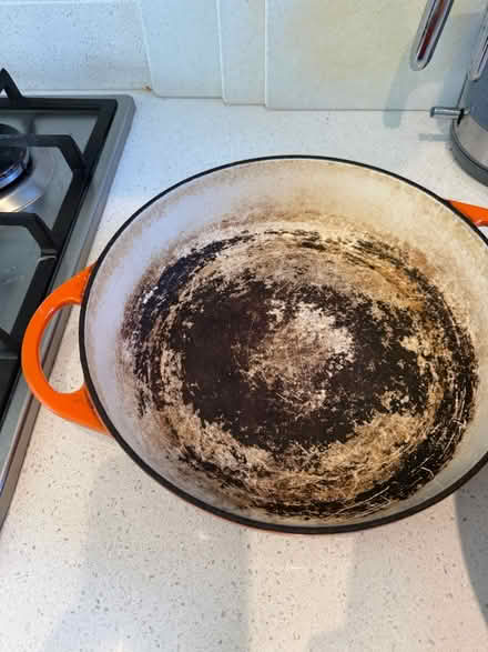 Photo of free Dutch oven (Chiswick W4) #2