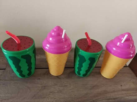 Photo of free Large Plastic Cups (Near 92nd and Sheridan) #1