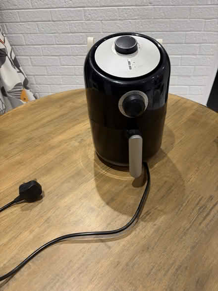Photo of free Air Fryer (Round Spinney) #1