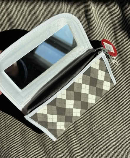 Photo of free Vanity bag (Tollington N4) #2