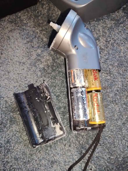 Photo of free Shoe Polisher (battery operated) (Bramley LS13) #3