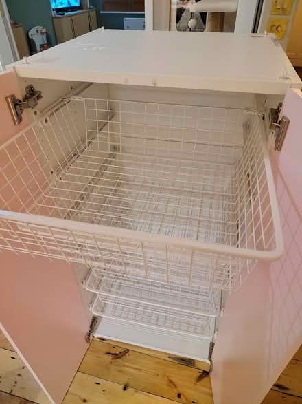 Photo of free Childrens chest of draws (E17) #3