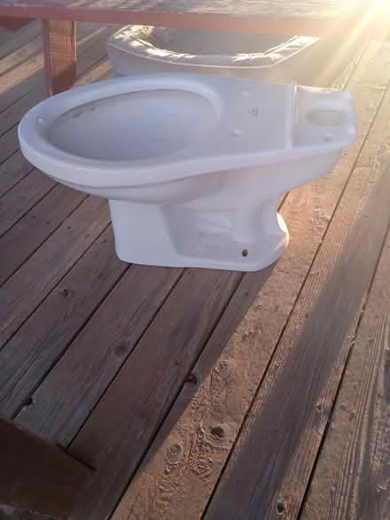 Photo of free Good working toilet (Edgewood/Alb eastside) #3