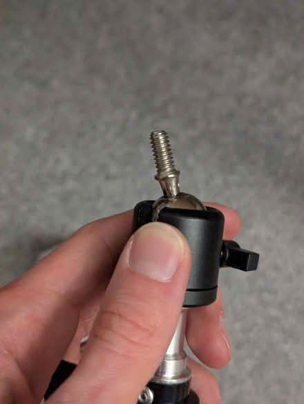 Photo of free 2x Full-Size Photography Stands (RG30) #3