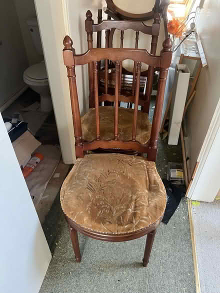 Photo of free Eight antique dining chairs (Summertown OX2) #1
