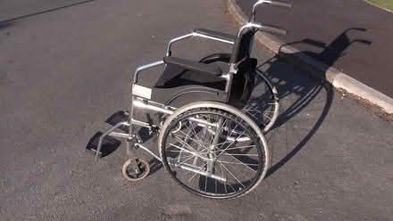 Photo of free wheelchair (St Albans AL4) #1