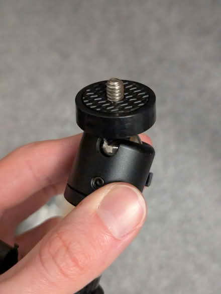 Photo of free 2x Full-Size Photography Stands (RG30) #2