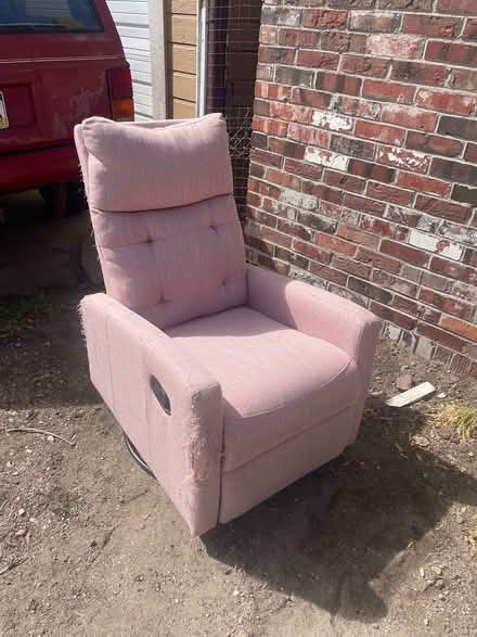 Photo of free Pink glider, recliner (North Denver - Globeville) #1