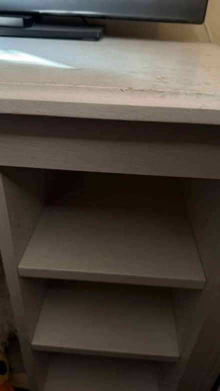 Photo of free Desk (Lewsey farm luton LU4) #4