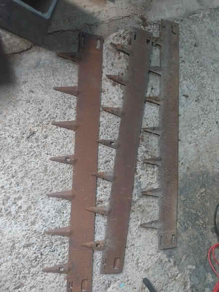 Photo of free Metal border edging (Pr5 4rq) #1