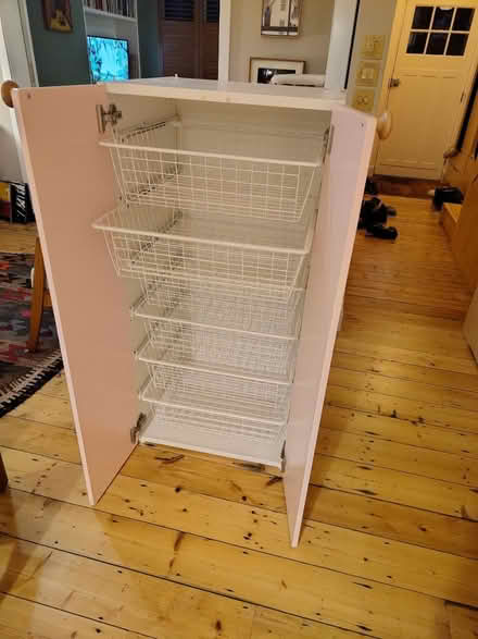 Photo of free Childrens chest of draws (E17) #2