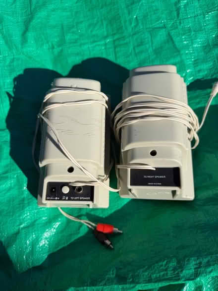 Photo of free PC speakers (Dunmow CM6) #2