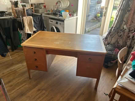 Photo of free Large solid wood desk (Newton-by-Tattenhall CH3) #2