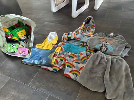Photo of free Childrens unisex toys and clothes 2-4 years (Gracemount EH16) #1