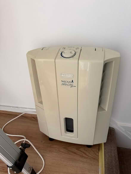 Photo of free Delonghi dehumidifier (Thamesmead SE28) #1